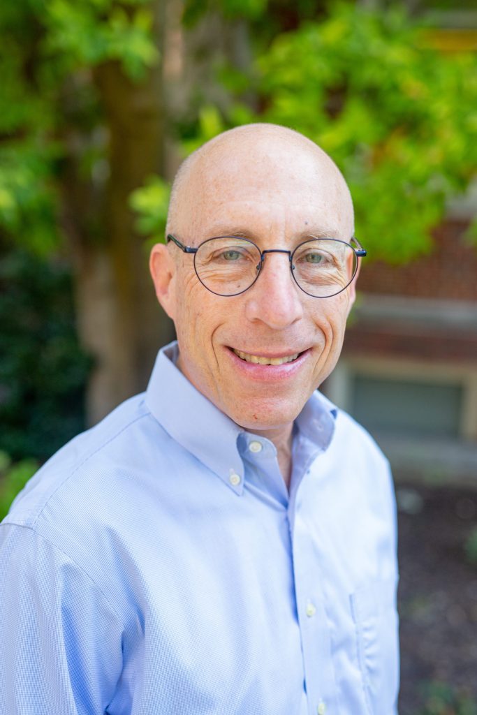Mark Horvit, Professor
